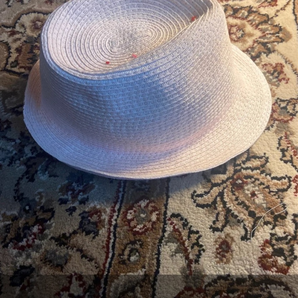 Hat - Picture 3 of 4